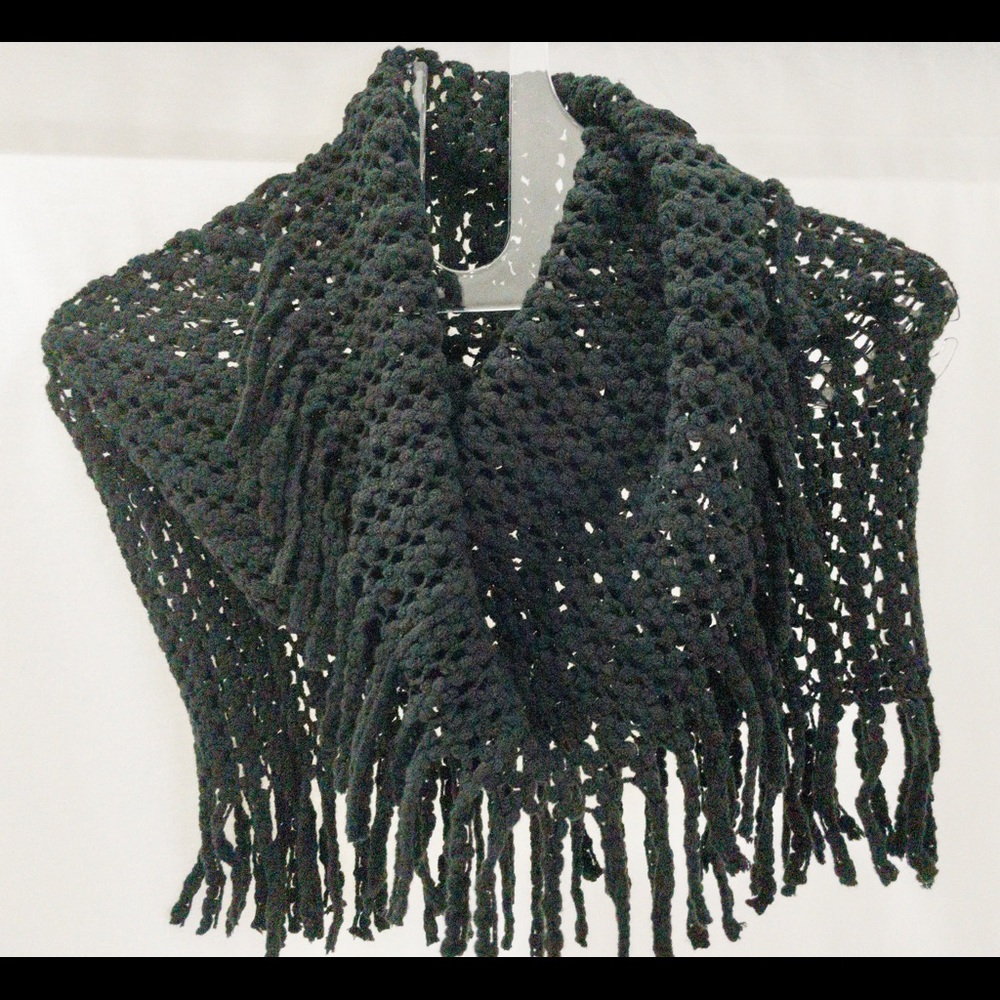 Black knit scarf